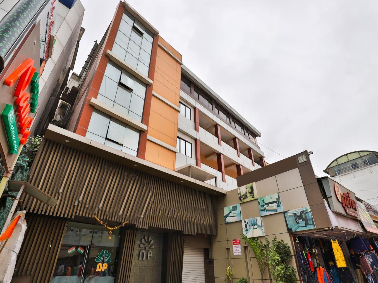 Oyo 17332 Hotel Nana'S Daman Exterior photo